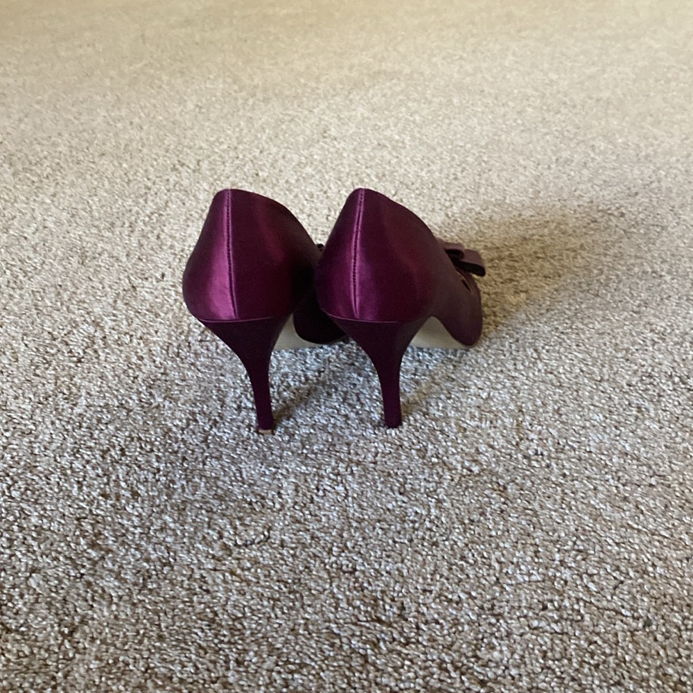 Dark pink heels size 9 - Picture 3 of 4